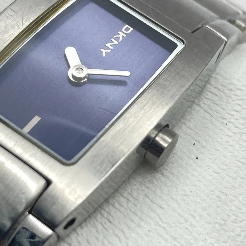 DKNY Women's Watch 17mm Brushed Silver Tone Blue Dial WR New Battery SMALL 6